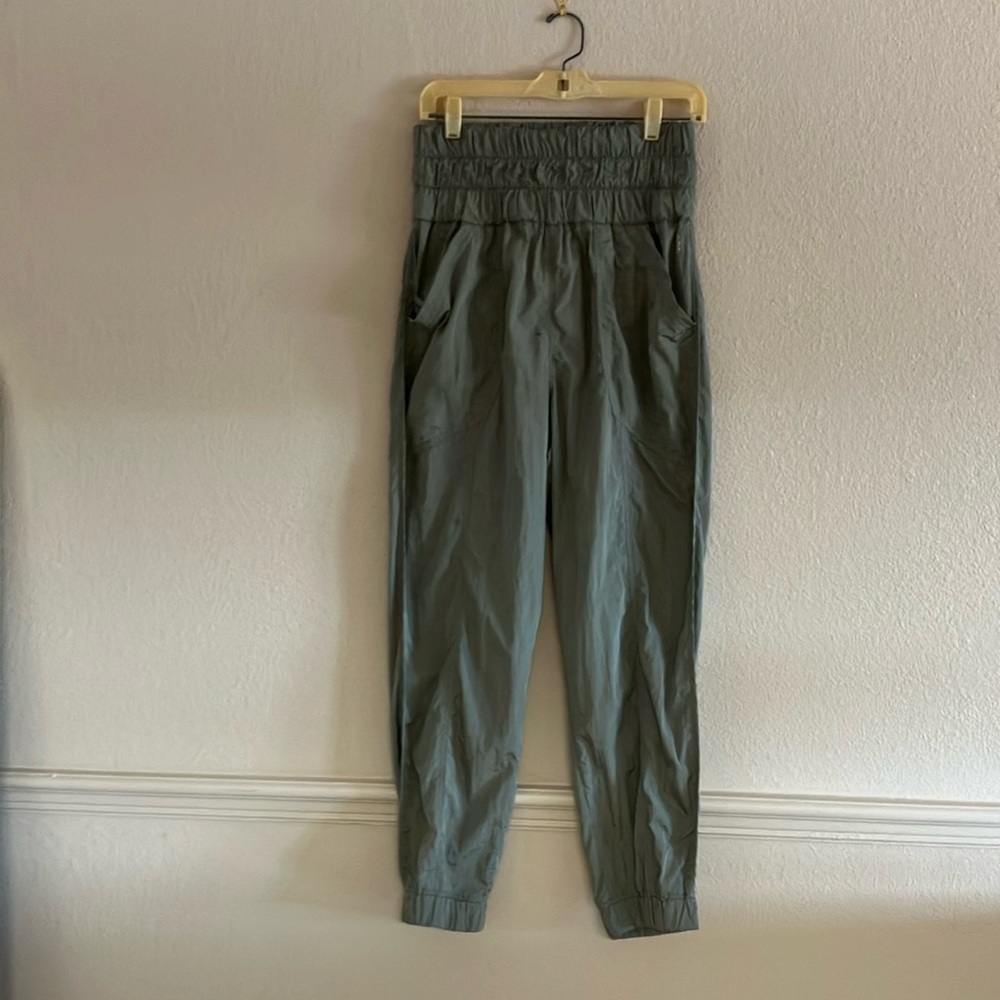 Cargo pants Size M…Free People